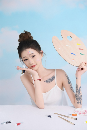 新人小鱼仔海报