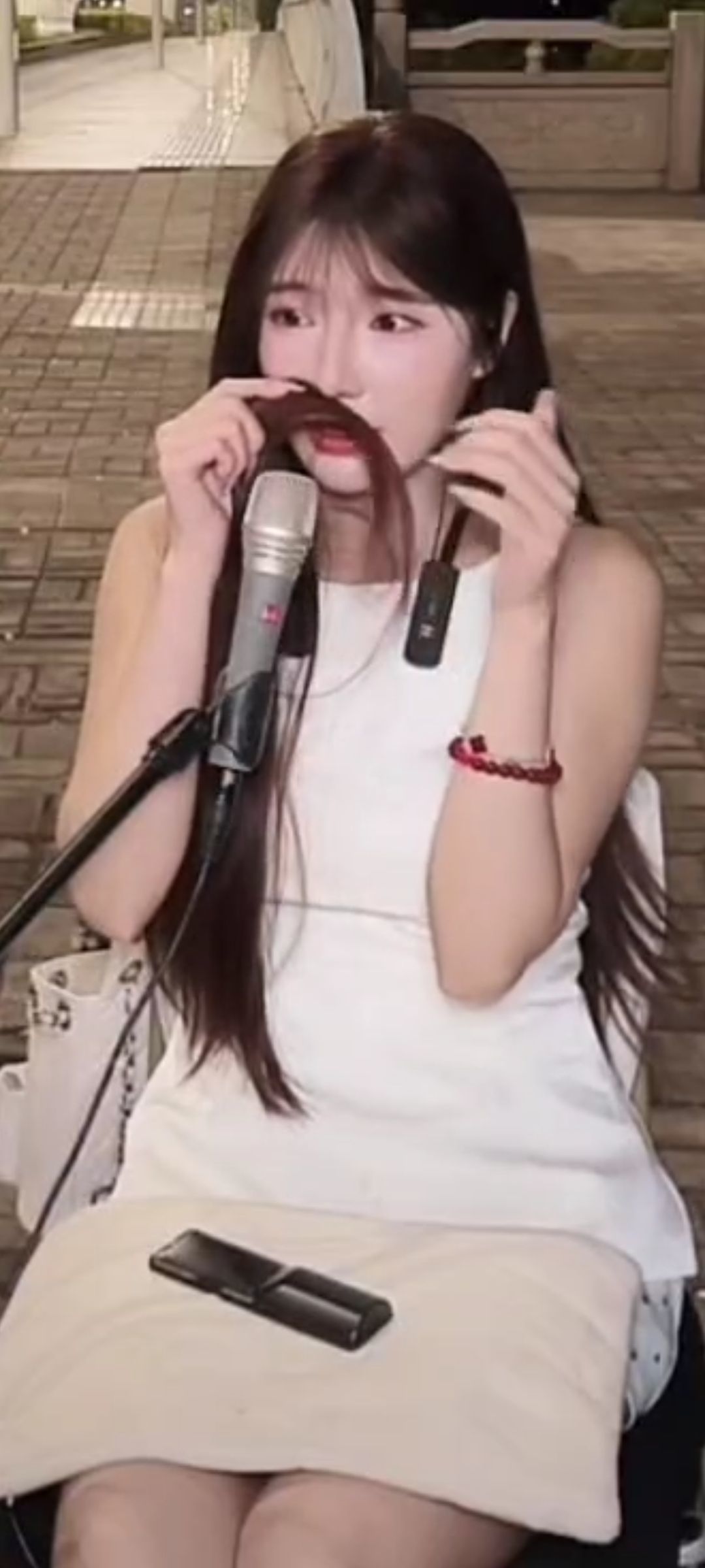 二两桃花醉今生主播图片