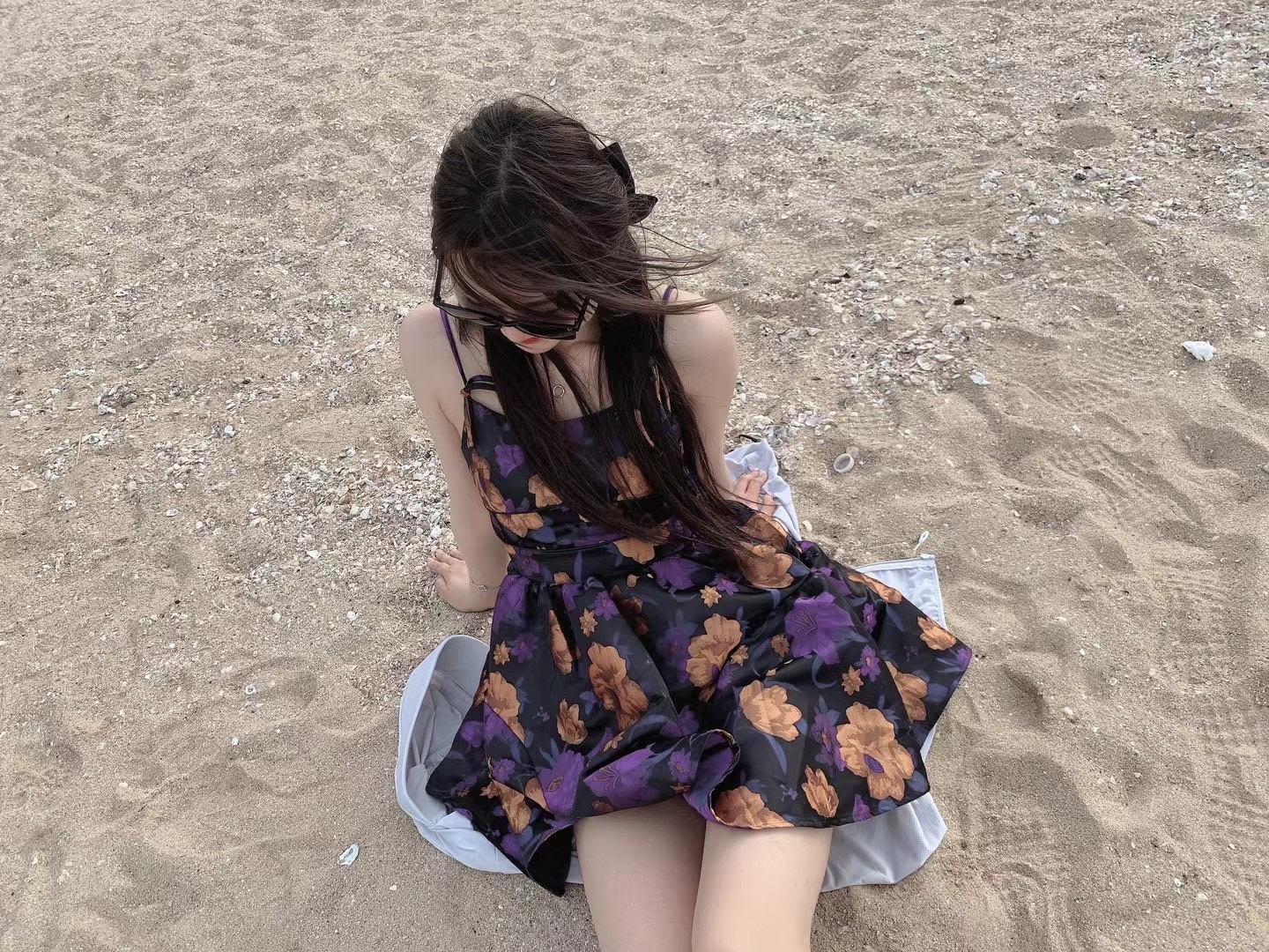 唱歌小瑜的图片