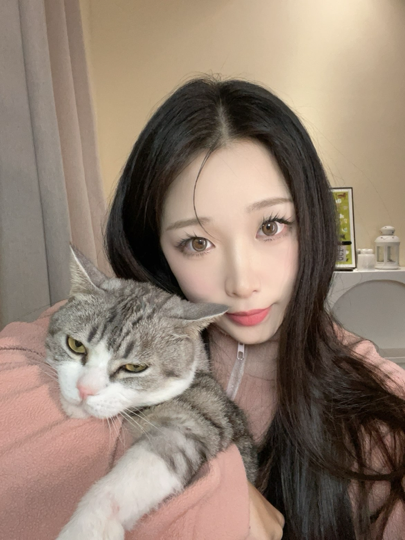 肉松小贝i海报