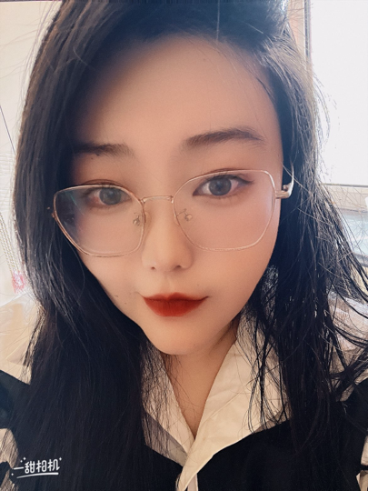 别抱甜馨儿吖海报