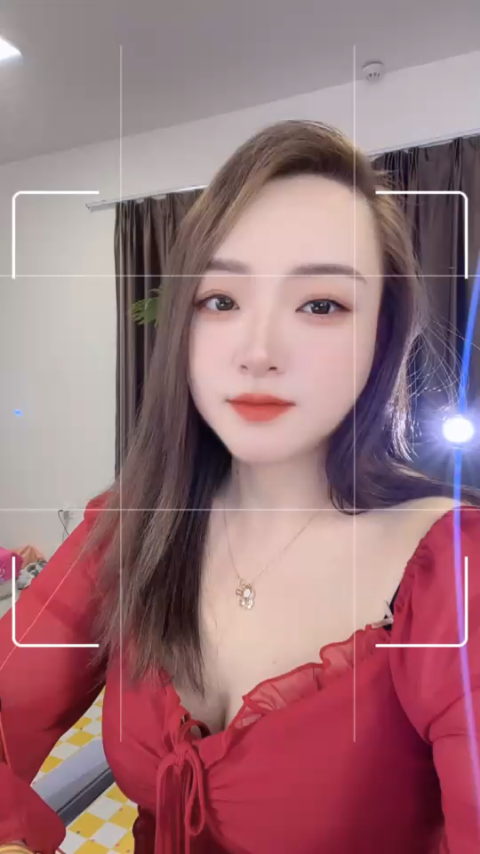我突然觉得我好花心/