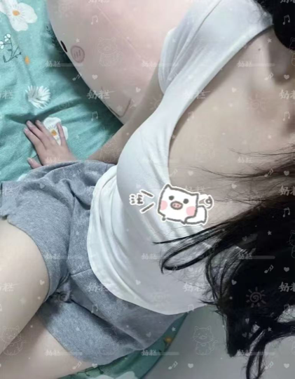 𝒯𝓈.奴奴海报