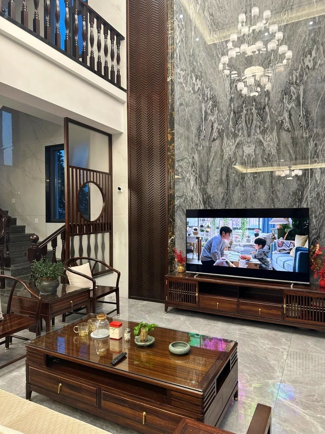 东是东山在起的东的图片
