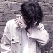 可爱蜂鸟鹰蛾✄