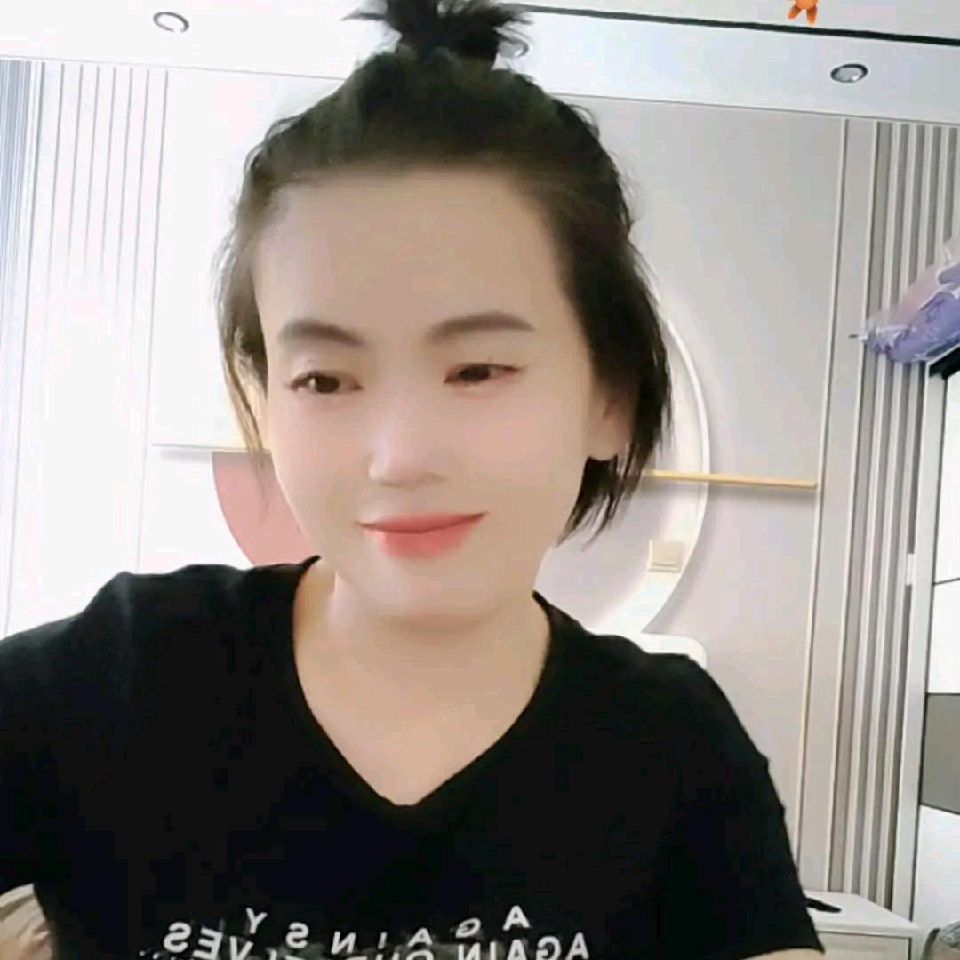 ✦唱歌的鬣羚✦海报