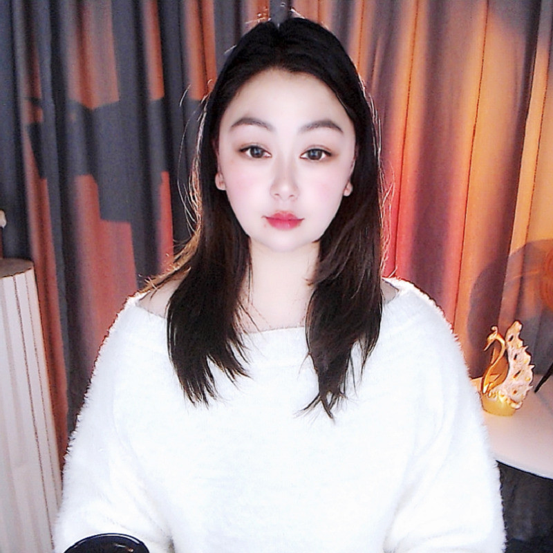 慧慧吖🦋海报