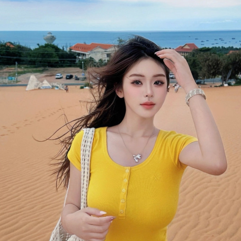 新人蜜糖八音盒🎵的主播海报