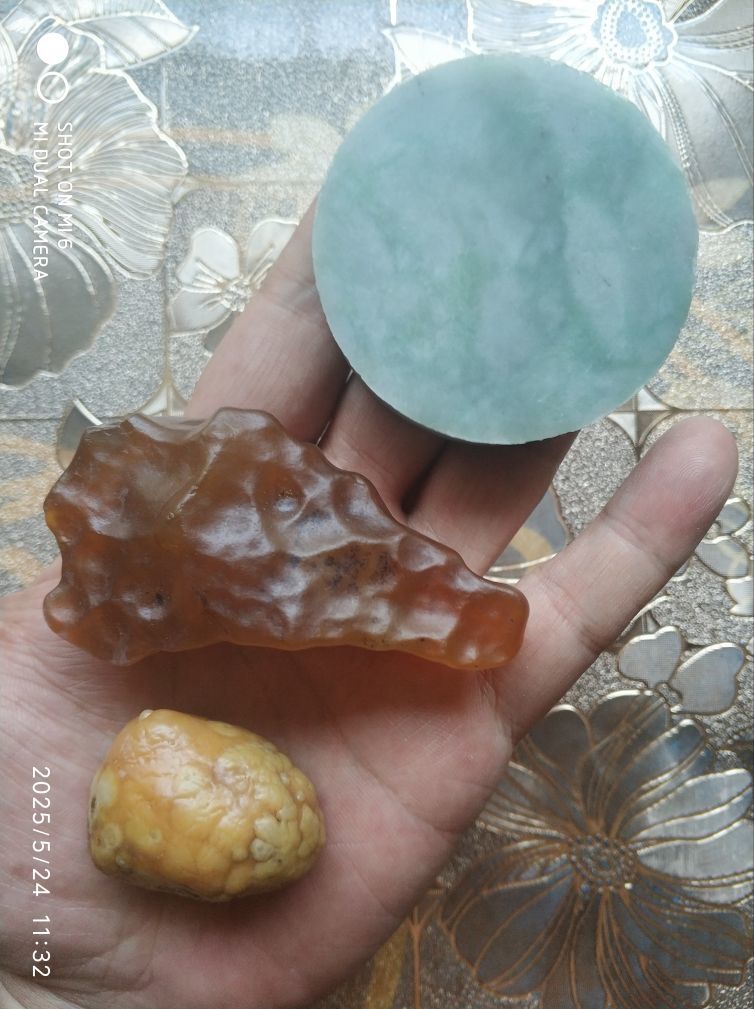 大上金货的图片
