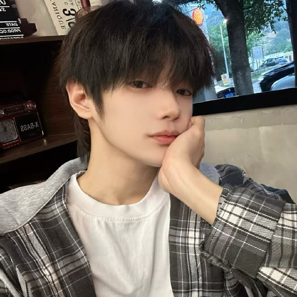 🍂吃个煎餠果子🍂海报