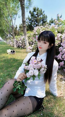 妞妞骑行中国主播照片