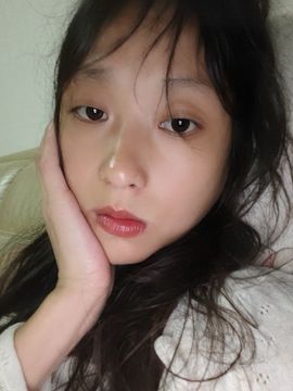犯困qq主播照片