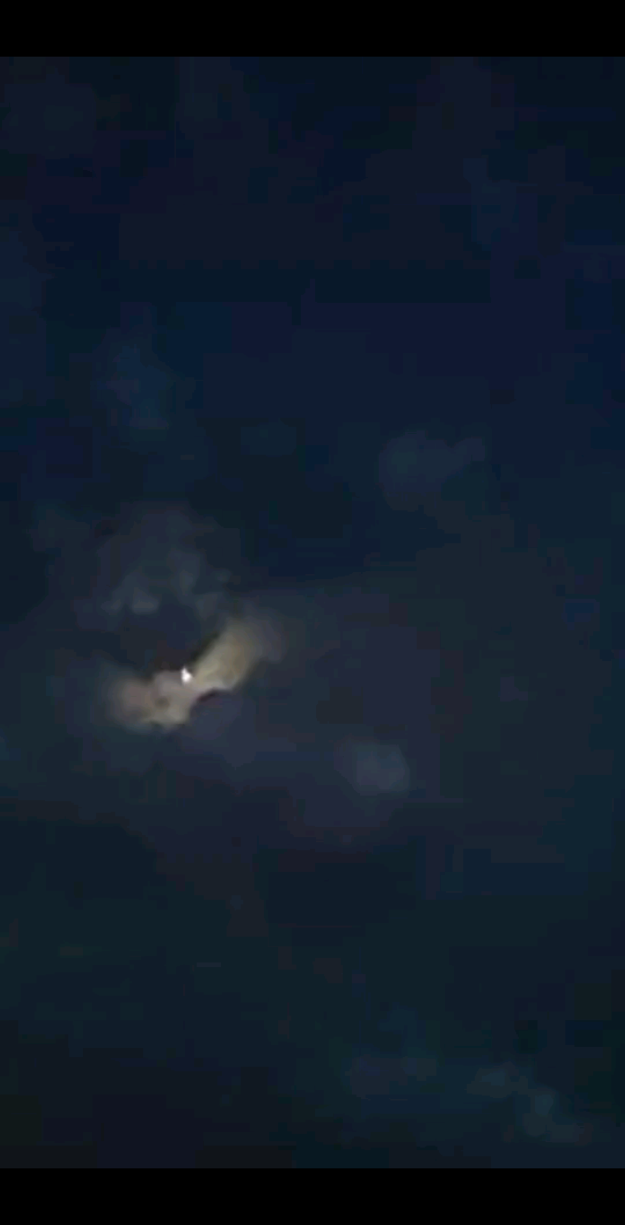 初十的月亮🌙