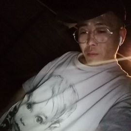 鄙人扣铁毛主播照片
