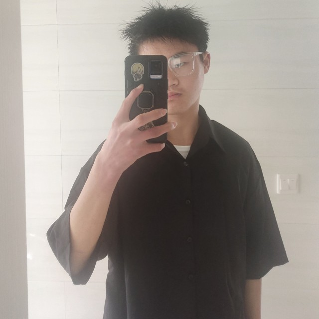 🌊烈酒敬余生🌊海报