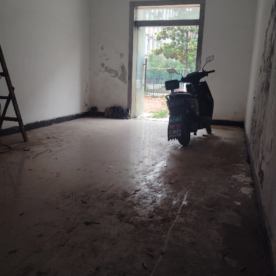 找情任海报