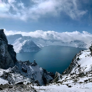 不咸山（守山人）海报
