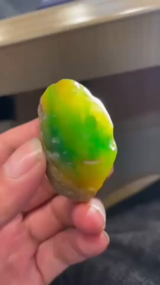 原石的瑰力
