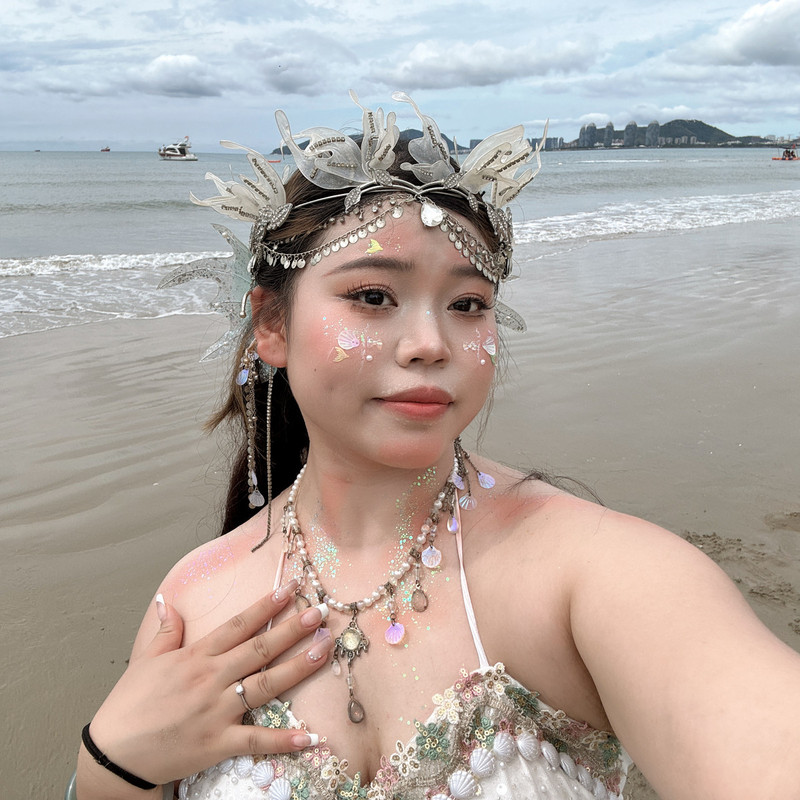 雀雀小婳的主播海报