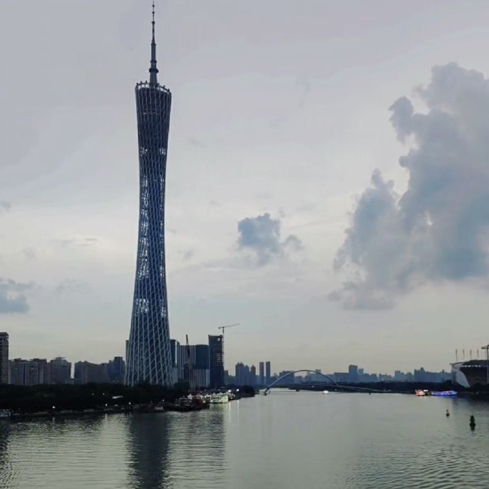 伊莱恩～溜琼海报