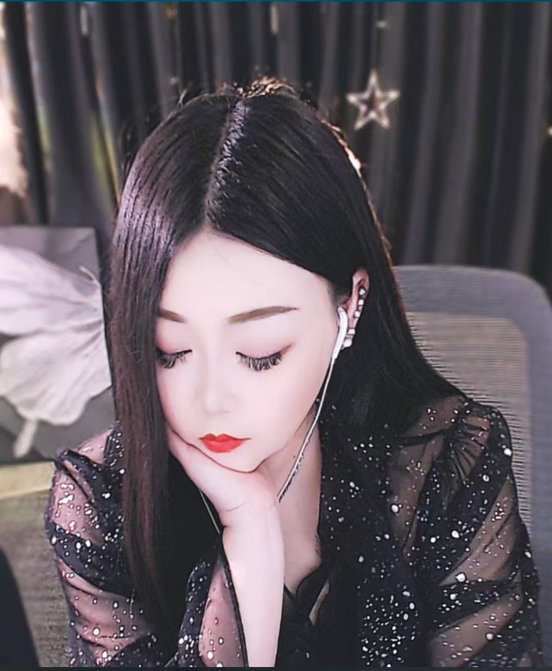 君为红颜醉红颜❤️的图片
