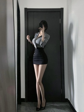 萌新腿腿主播照片