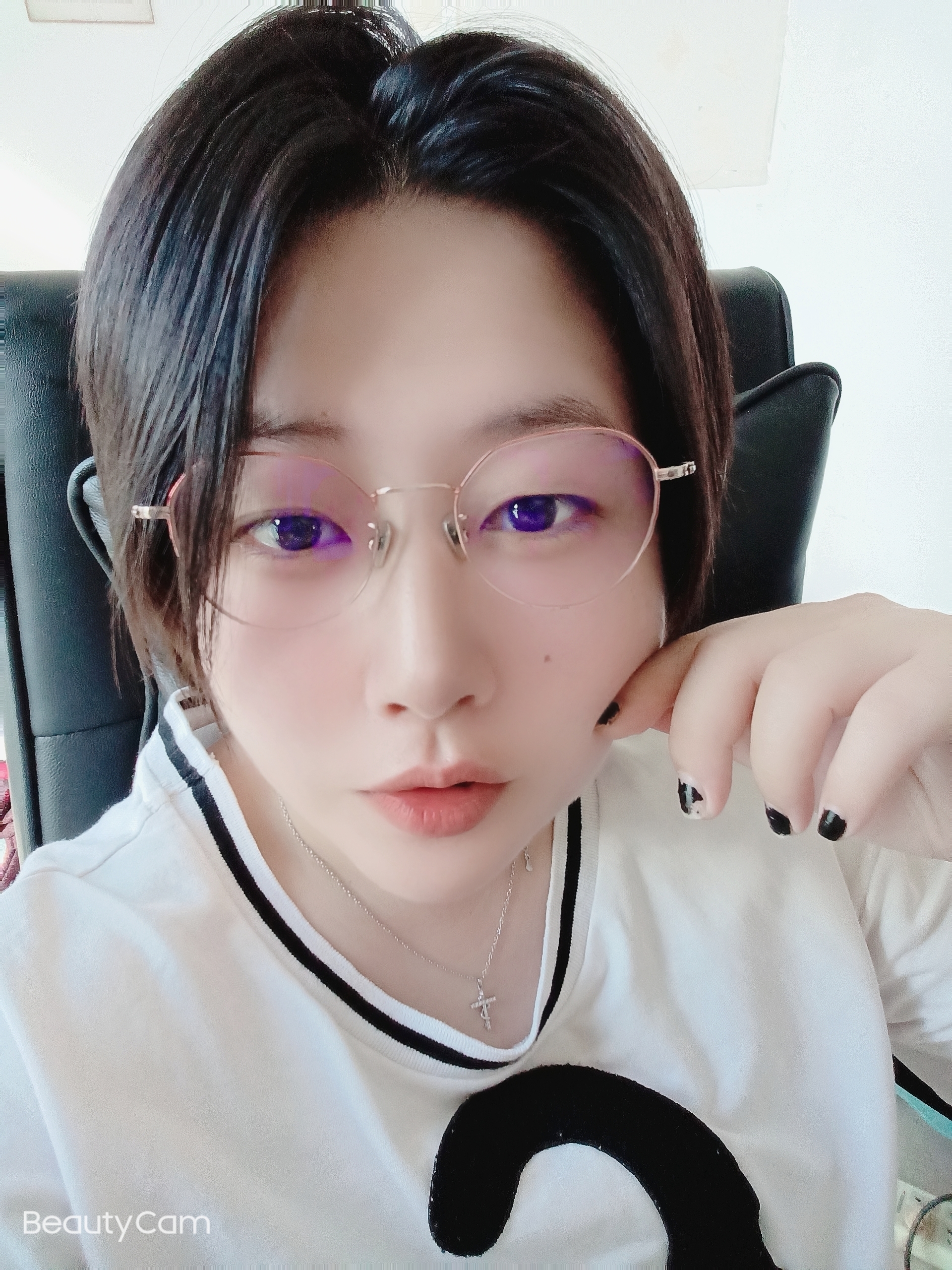 甜甜私房貓_的主播照片
