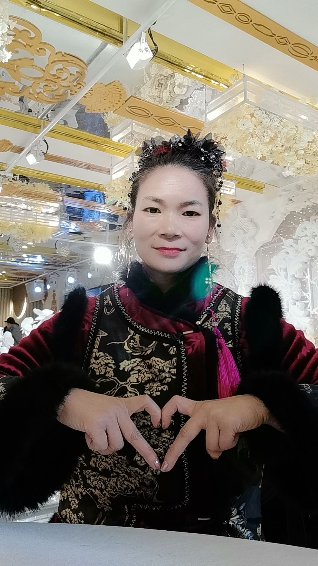 小凤凰八妹的图片