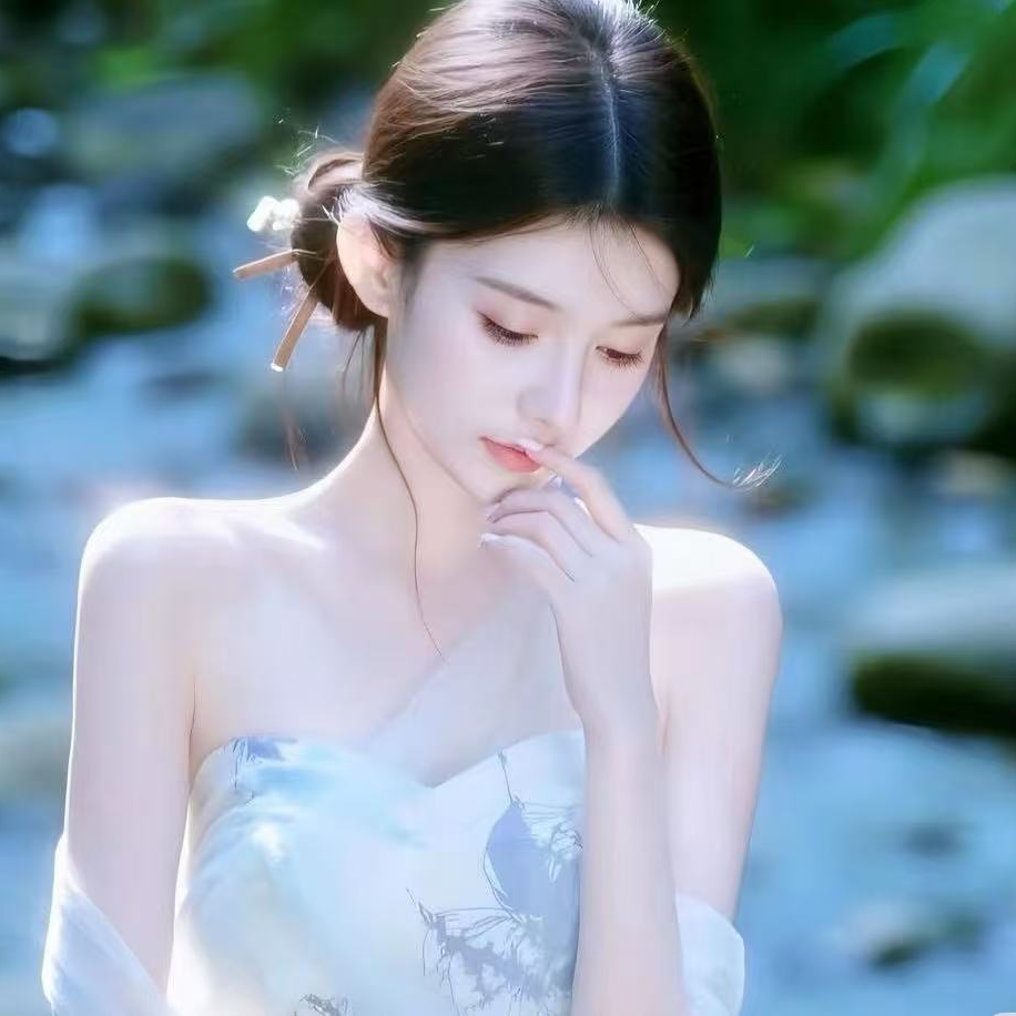 凤汁儿💓海报
