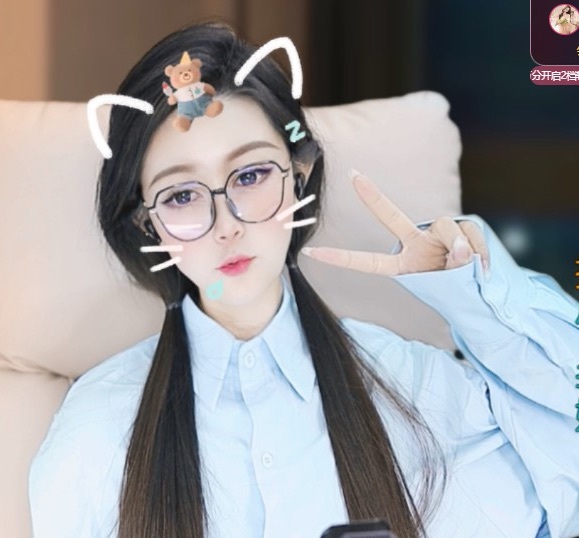 Lily喵的图片