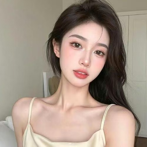 妖儿😘海报