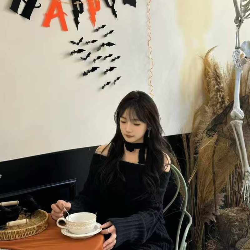溜溜不是六的主播海报