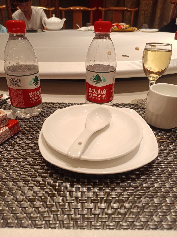 安然晚八点的图片