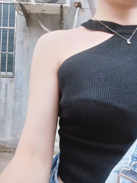 温婉不饿主播照片