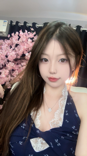 就是许晴海报