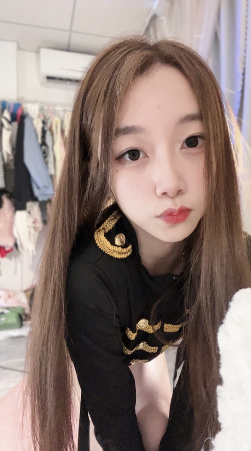 小蒲爱播🎀的图片