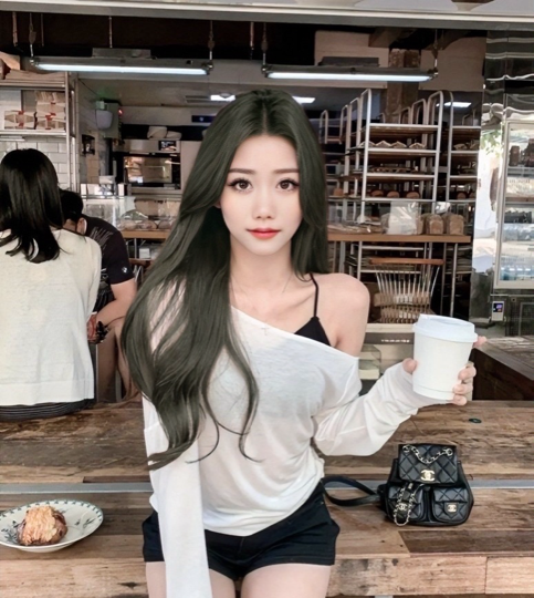 扣扣冰🍎海报