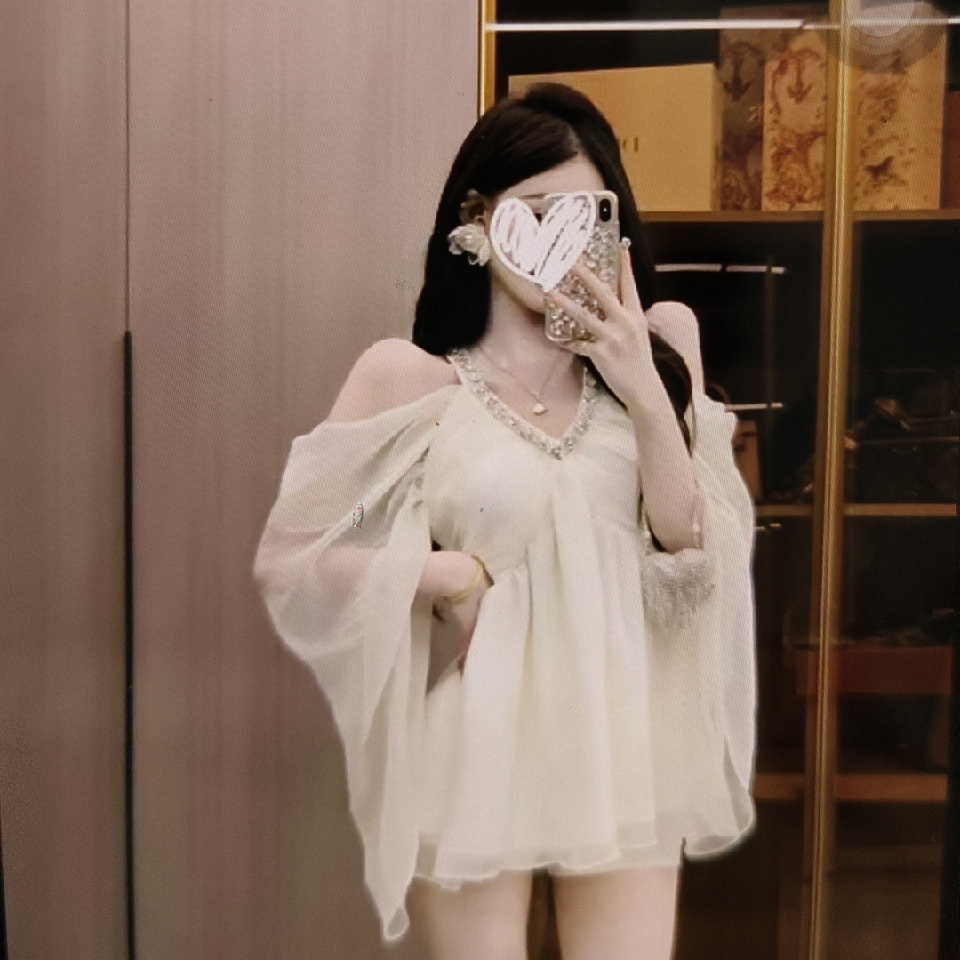 燕难归❤️海报