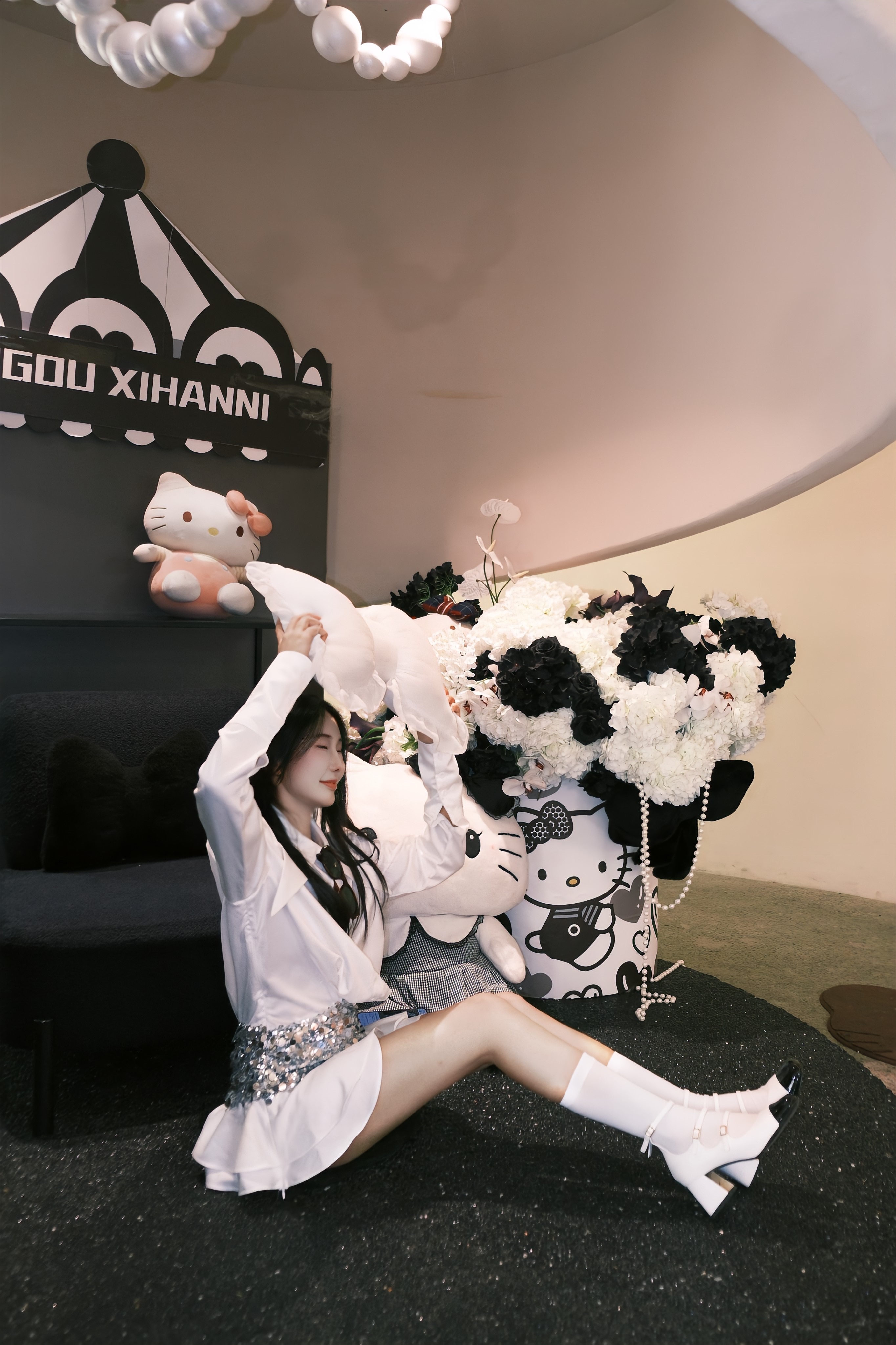 羊羊不舒服休主播图片