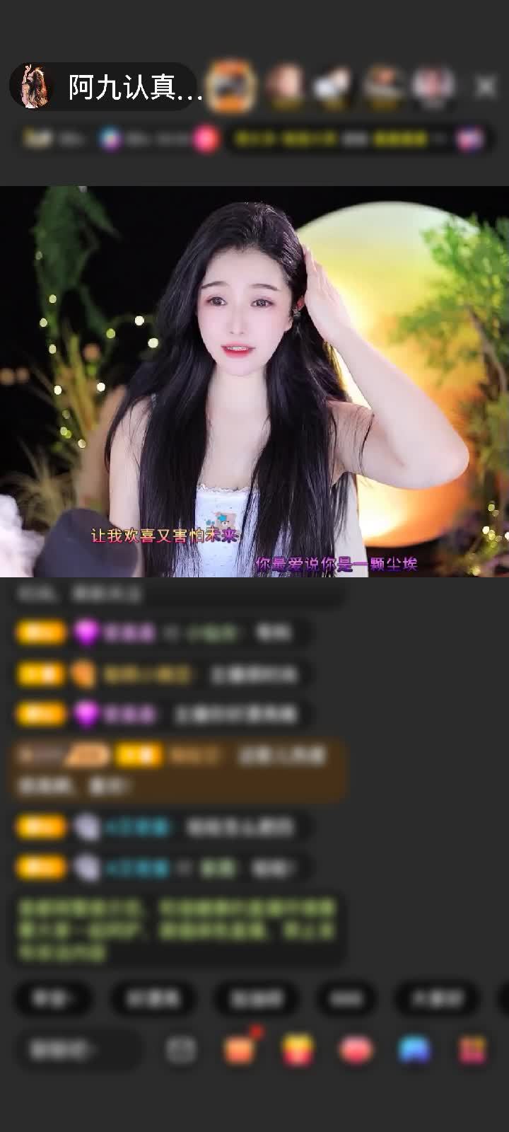 感谢好运默默C赠送萌动机甲2个