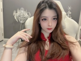 杭贺爸创世神君酱帝王主播照片