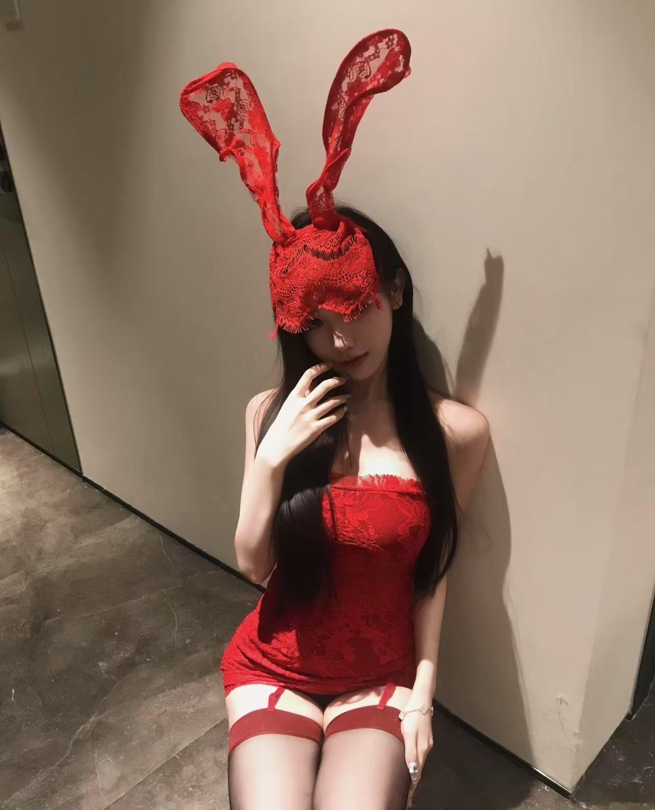 婉婉周三休主播图片