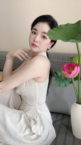 阿九认真唱歌🎤主播照片