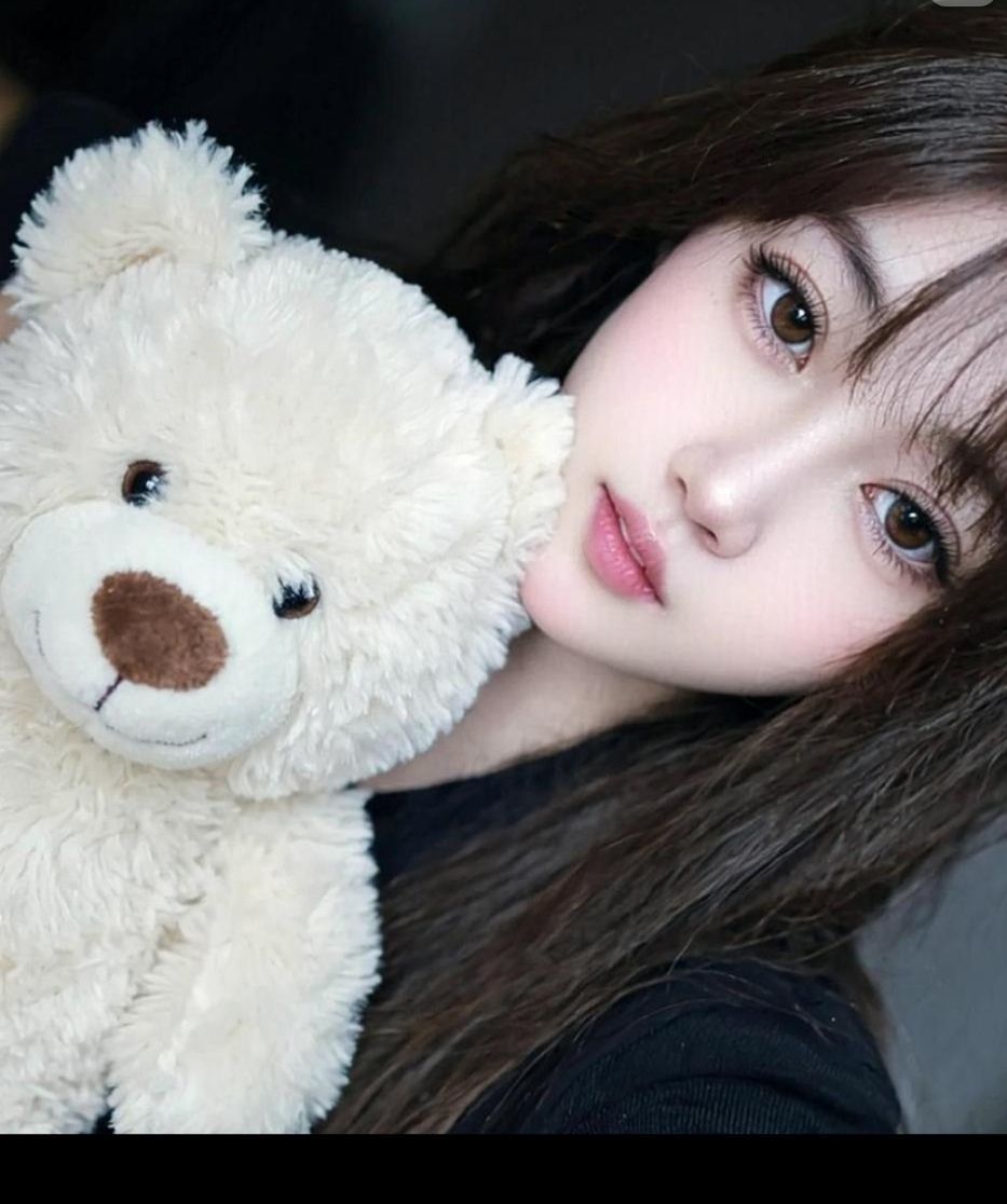 疯小鸭🍑愿有一束光海报