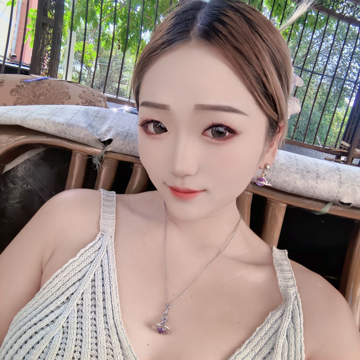 ??艾萌萌唱歌主播圖片