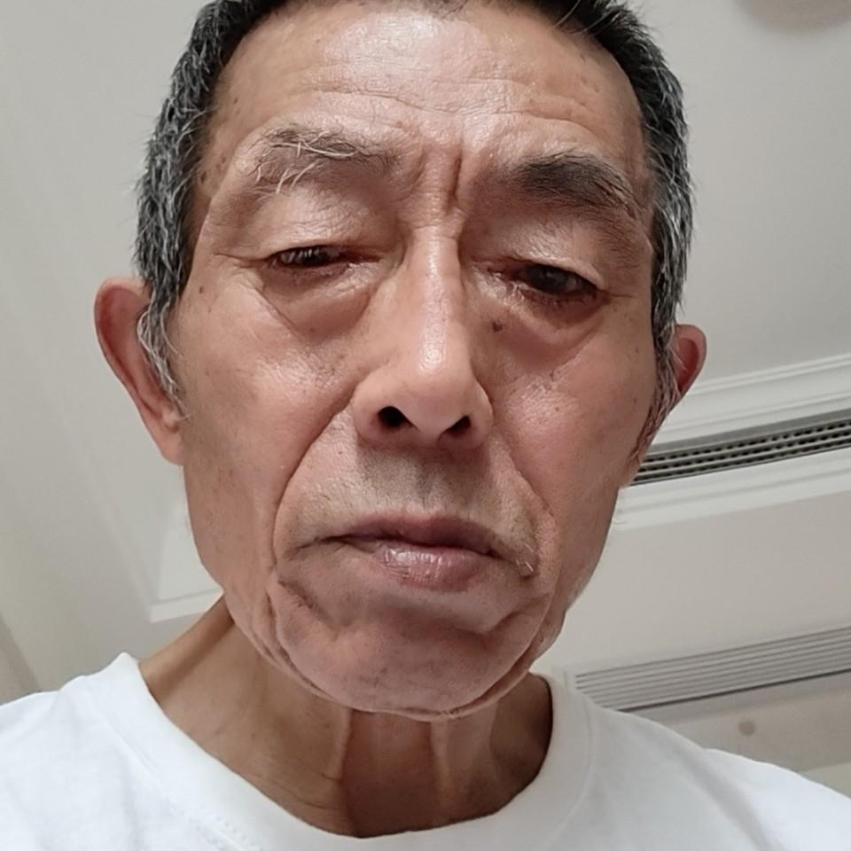 听音乐的海鸟⋛黄大哥海报