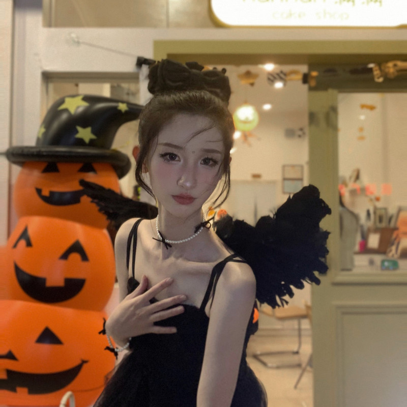 阿禄禄的主播海报
