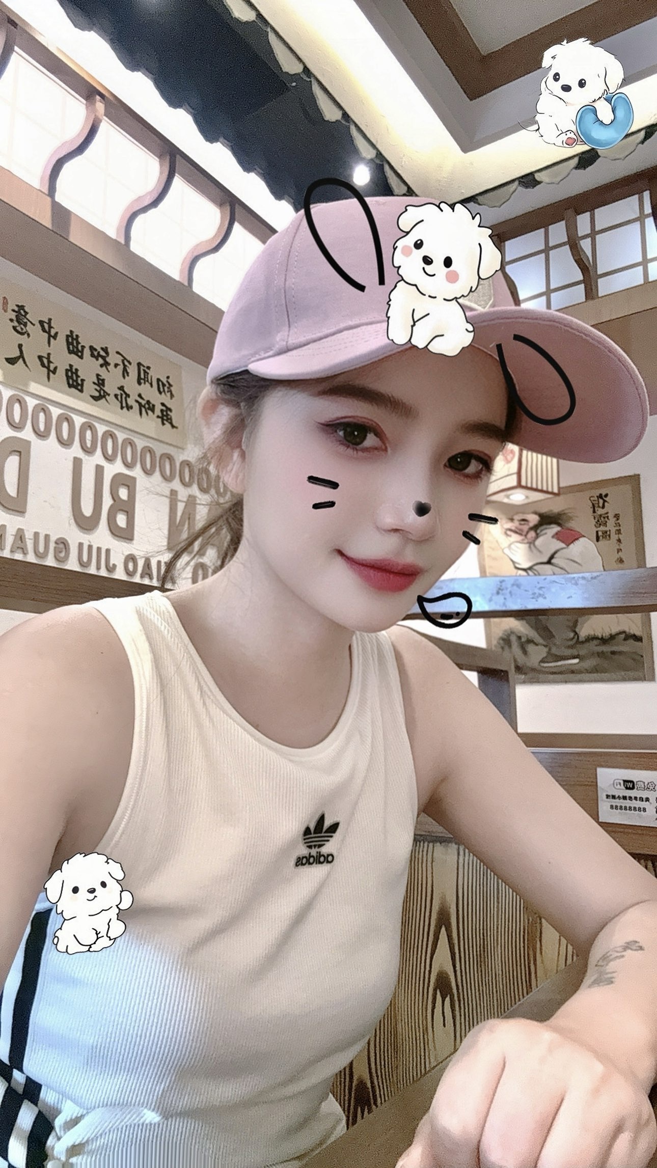 小谨言的图片