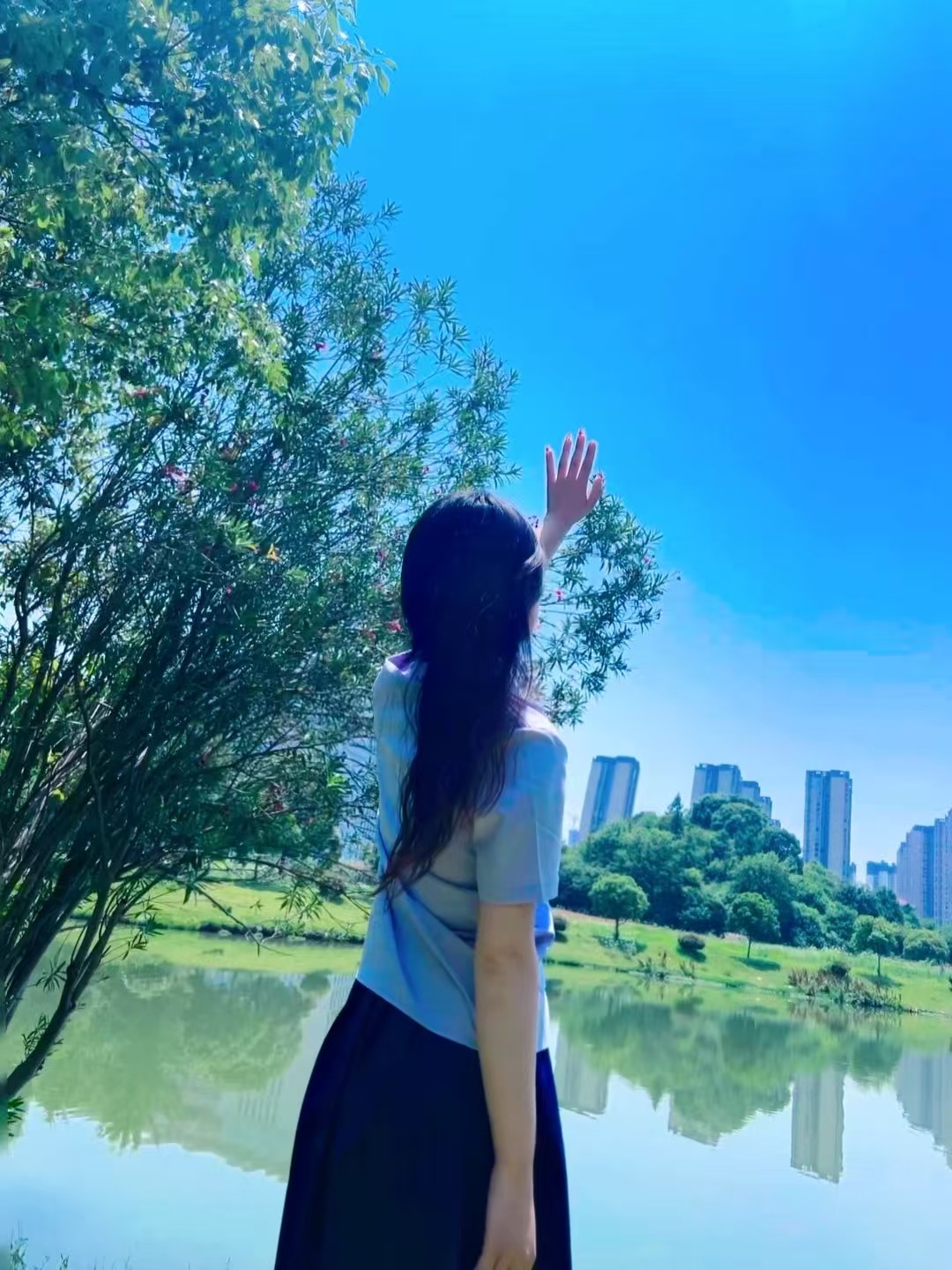 叮叮猫小苦瓜主播图片