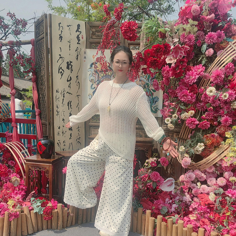 小吖鸭的主播海报